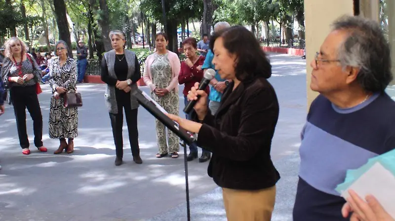 Osbelia Regalado, presidenta de APLACE dirigió el programa.
